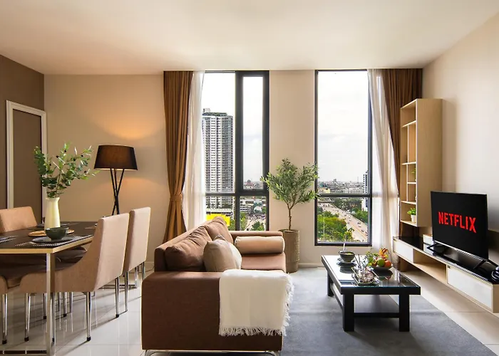 Wander - Ekkamai - View, Pool, Gym, Full Kitchen *
